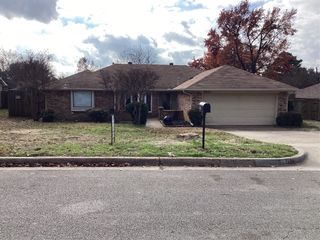 2841 Southridge Drive, Grapevine, TX 76051