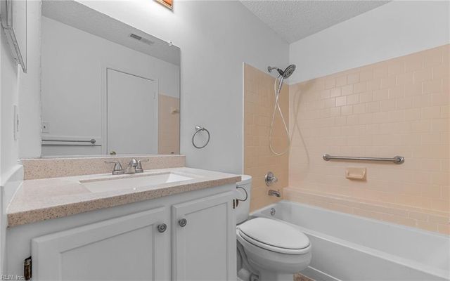 3518 Remington CT, Virginia Beach, VA 23453