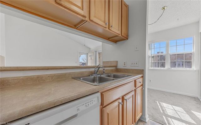 3518 Remington CT, Virginia Beach, VA 23453