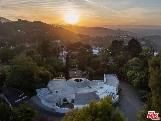 2941 Briar Knoll Drive, Los Angeles, CA 90046