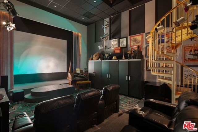 2941 Briar Knoll Drive, Los Angeles, CA 90046