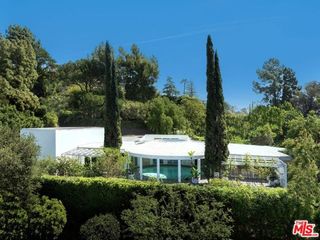 2941 Briar Knoll Drive, Los Angeles, CA 90046