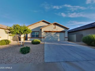 4578 W SADDLEBUSH Way, San Tan Valley, AZ 85144