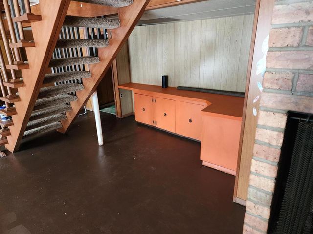 1651 Diamond Avenue, Grand Rapids, MI 49505