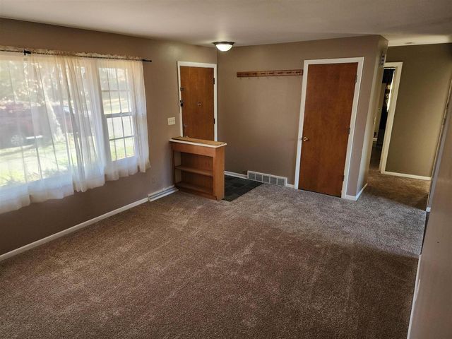 1651 Diamond Avenue, Grand Rapids, MI 49505