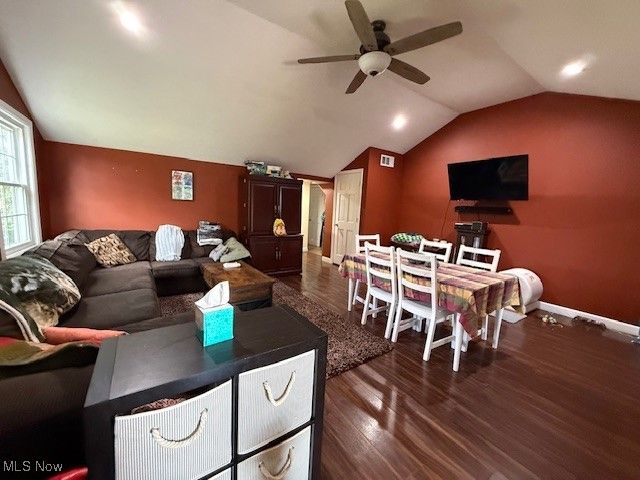 4705 State Route 303, Ravenna, OH 44266