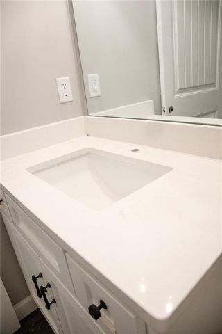 4719 E 135th Court, Grandview, MO 64030