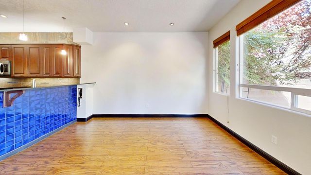 6423 Los Pueblos Place NW, Albuquerque, NM 87114
