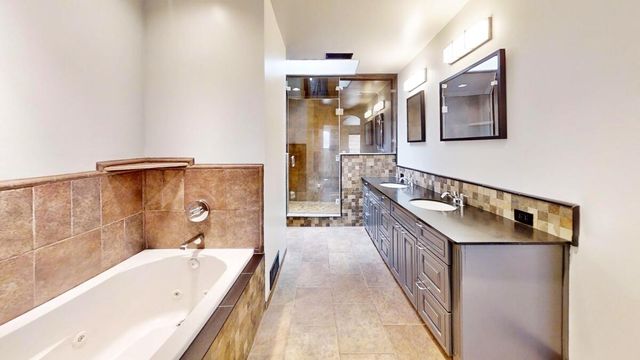 6423 Los Pueblos Place NW, Albuquerque, NM 87114