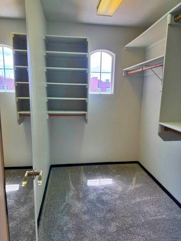 6423 Los Pueblos Place NW, Albuquerque, NM 87114