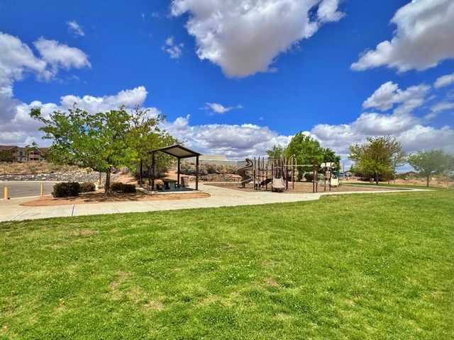 6423 Los Pueblos Place NW, Albuquerque, NM 87114