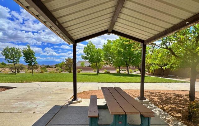 6423 Los Pueblos Place NW, Albuquerque, NM 87114