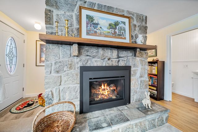 109 Middle Winchendon Road, Rindge, NH 03461