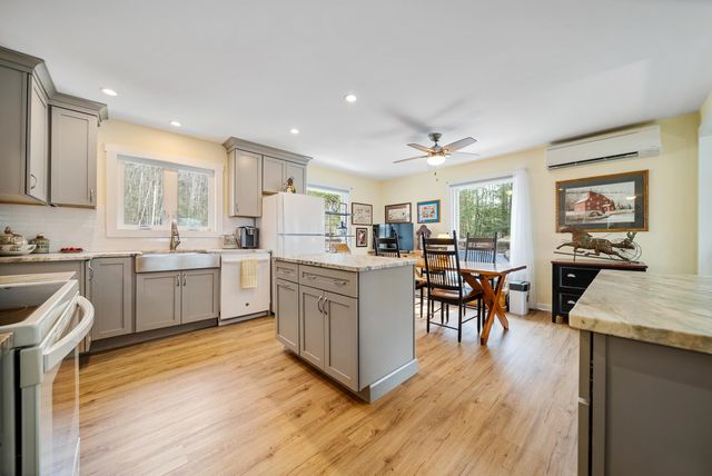 109 Middle Winchendon Road, Rindge, NH 03461