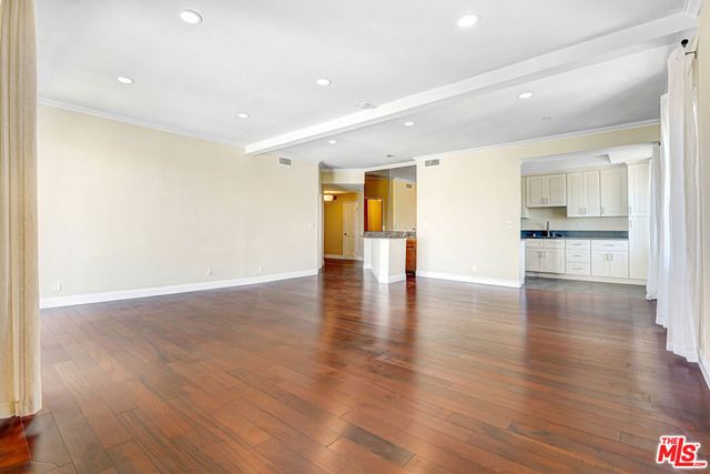 1101 Rexford Drive 303, Los Angeles, CA 90035