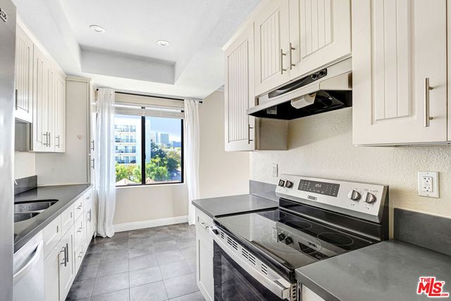 1101 Rexford Drive 303, Los Angeles, CA 90035