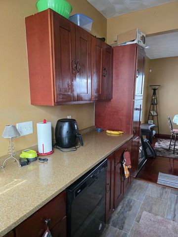 726 Ashland Avenue, Rockford, IL 61103