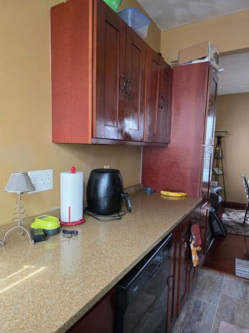 726 Ashland Avenue, Rockford, IL 61103