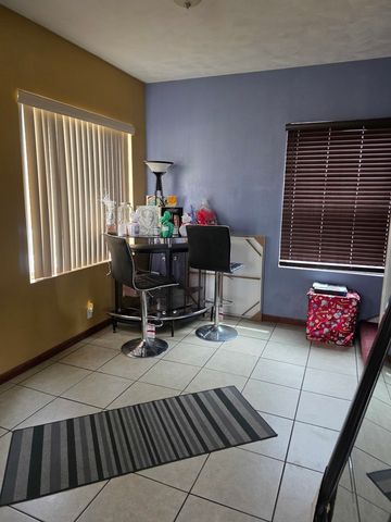 726 Ashland Avenue, Rockford, IL 61103