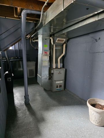 726 Ashland Avenue, Rockford, IL 61103