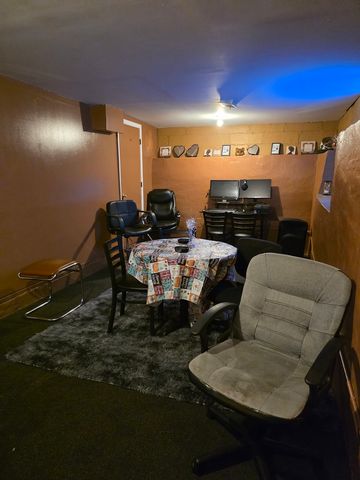 726 Ashland Avenue, Rockford, IL 61103