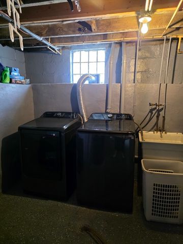 726 Ashland Avenue, Rockford, IL 61103