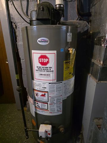 726 Ashland Avenue, Rockford, IL 61103