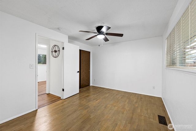 14801 73rd Avenue E, Puyallup, WA 98375