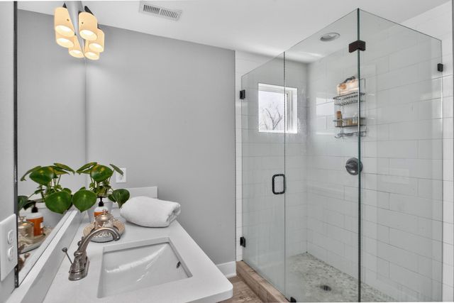 2910 Davis Ave, Nashville, TN 37216