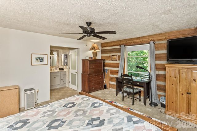 1059 Setzer Cove Road, Maggie Valley, NC 28751