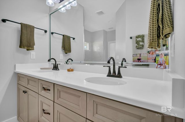 18135 Hoiles Street, Robertsdale, AL 36567