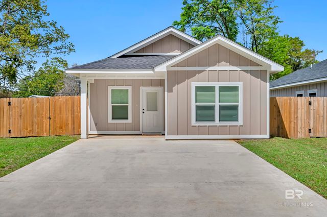 18135 Hoiles Street, Robertsdale, AL 36567