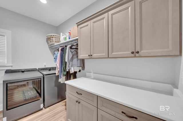 18135 Hoiles Street, Robertsdale, AL 36567