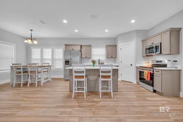 18135 Hoiles Street, Robertsdale, AL 36567