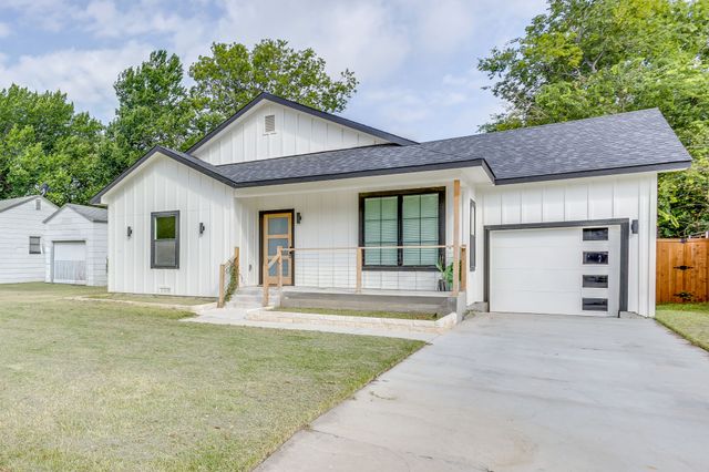 3828 Winfield Avenue, Fort Worth, TX 76109