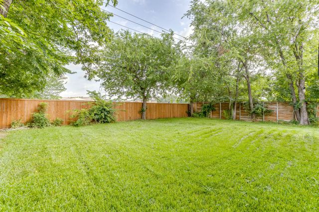 3828 Winfield Avenue, Fort Worth, TX 76109