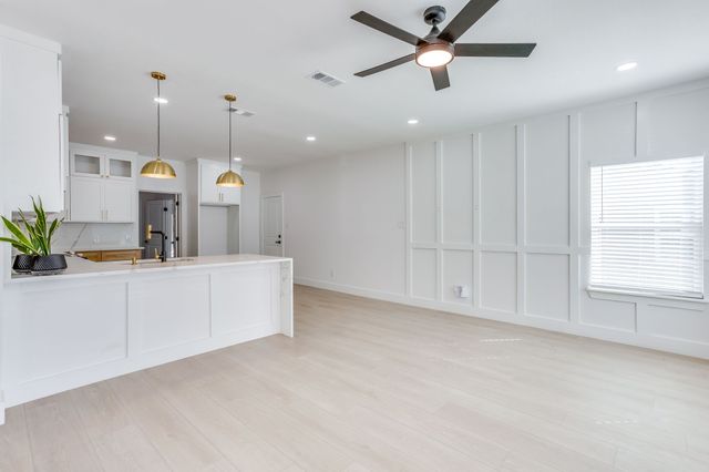 3828 Winfield Avenue, Fort Worth, TX 76109