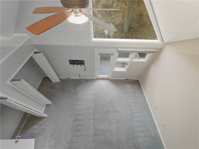 1432 Towne Square Dr, Mccandless, PA 15101