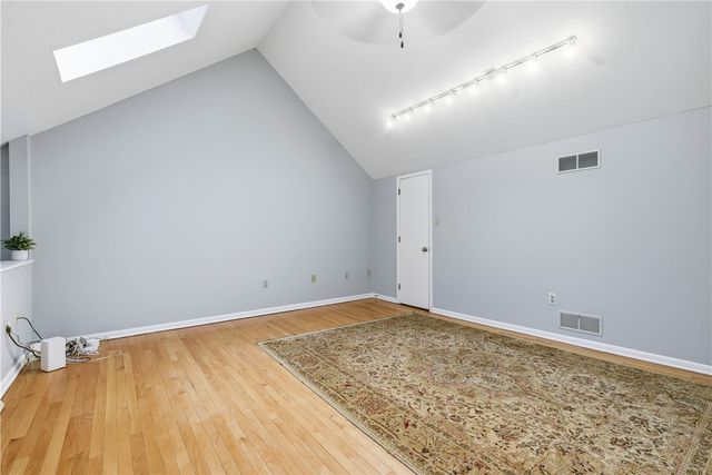 1432 Towne Square Dr, Mccandless, PA 15101