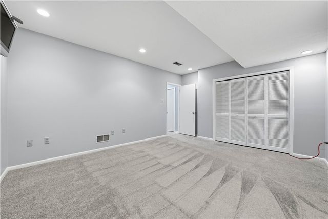 1432 Towne Square Dr, Mccandless, PA 15101