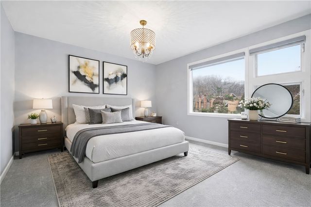 1432 Towne Square Dr, Mccandless, PA 15101