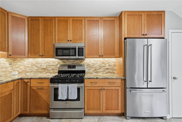 1432 Towne Square Dr, Mccandless, PA 15101