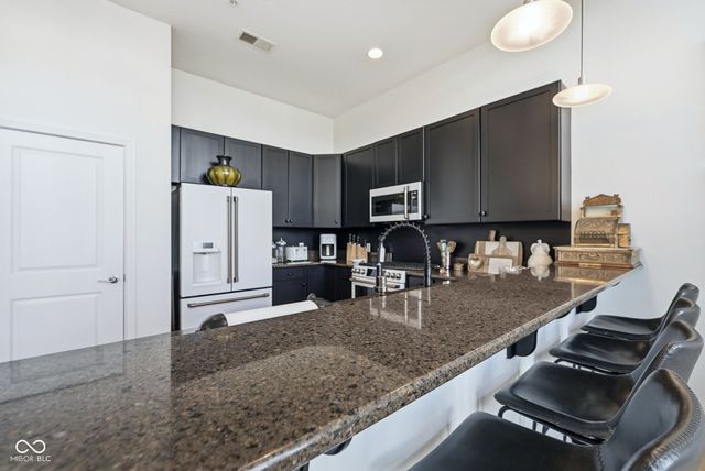 350 N Meridian Street 403, Indianapolis, IN 46204