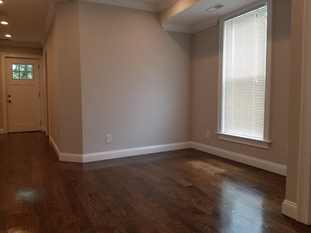 39 W Walnut Park 3, Boston, MA 02119