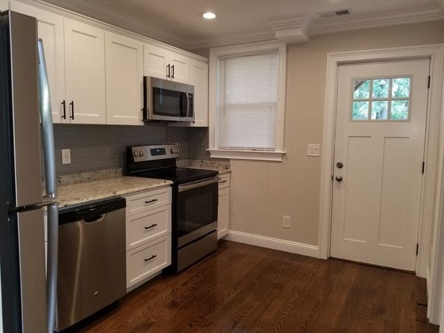 39 W Walnut Park 3, Boston, MA 02119