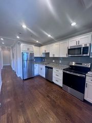 39 W Walnut Park 3, Boston, MA 02119