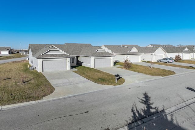 8104-8106 E 34th Ct S, Wichita, KS 67210