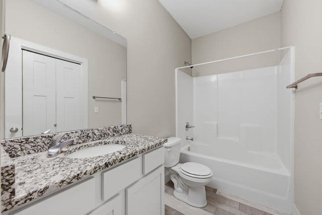 8104-8106 E 34th Ct S, Wichita, KS 67210