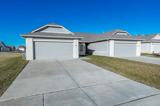 8104-8106 E 34th Ct S, Wichita, KS 67210