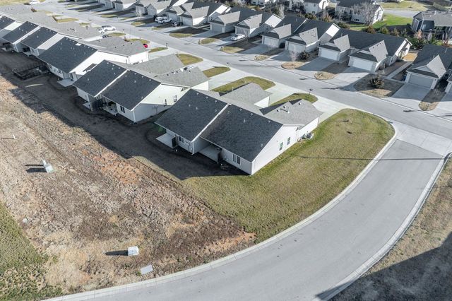 8104-8106 E 34th Ct S, Wichita, KS 67210